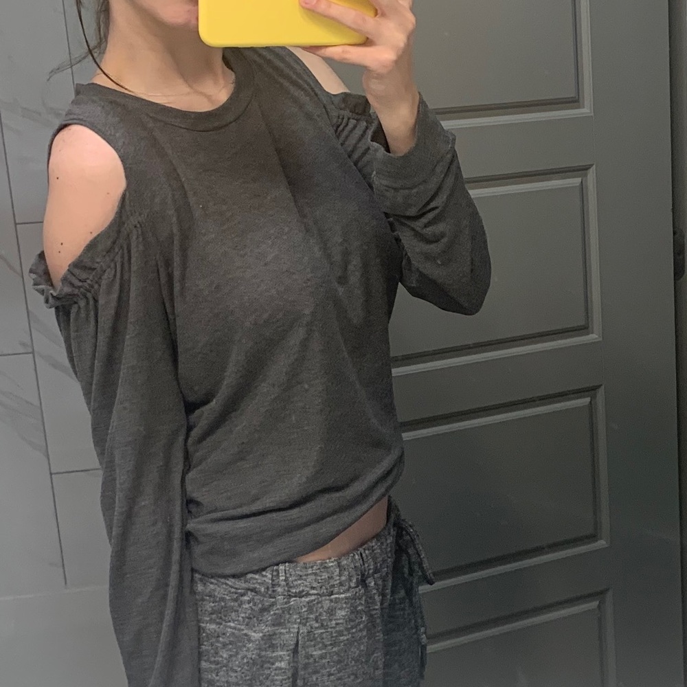 Cut-out shoulder sweater